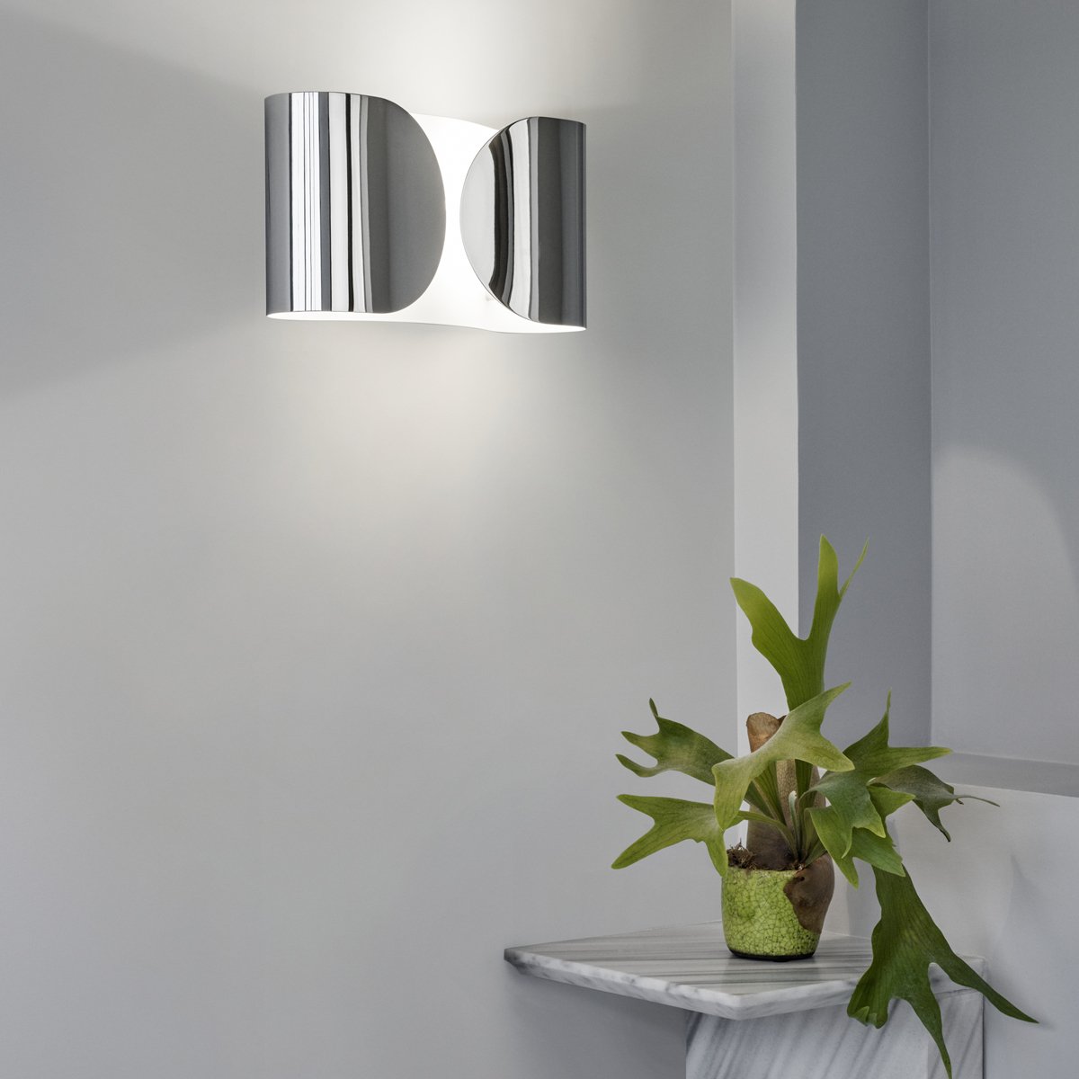 Foglio Wall Light In Room