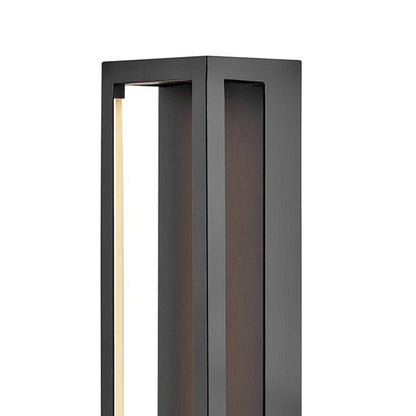 Onyx LED Wall Light in Detail.