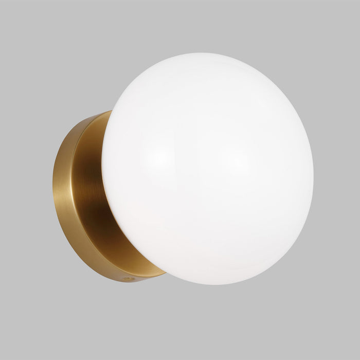 Lune LED Bath Wall Light in Detail.