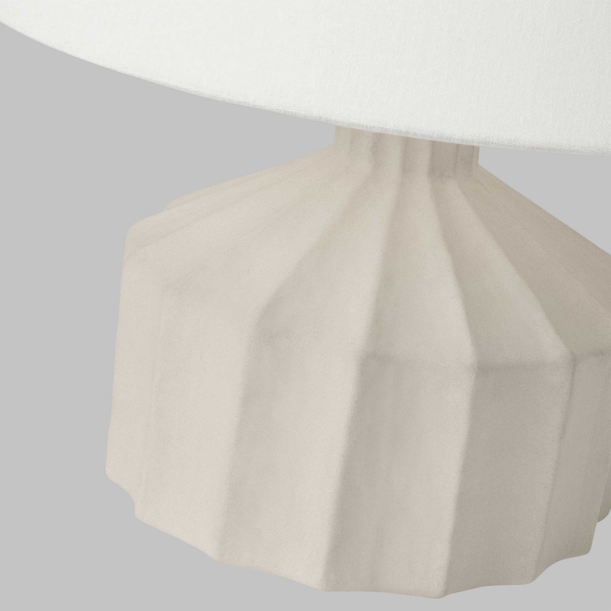 Veneto LED Table Lamp in Detail.