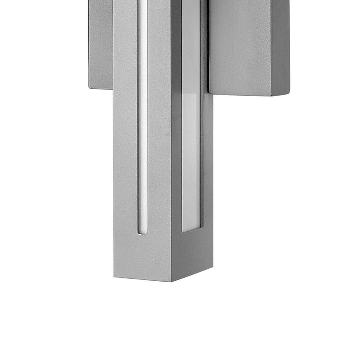 Vue Outdoor LED Wall Light in Detail.
