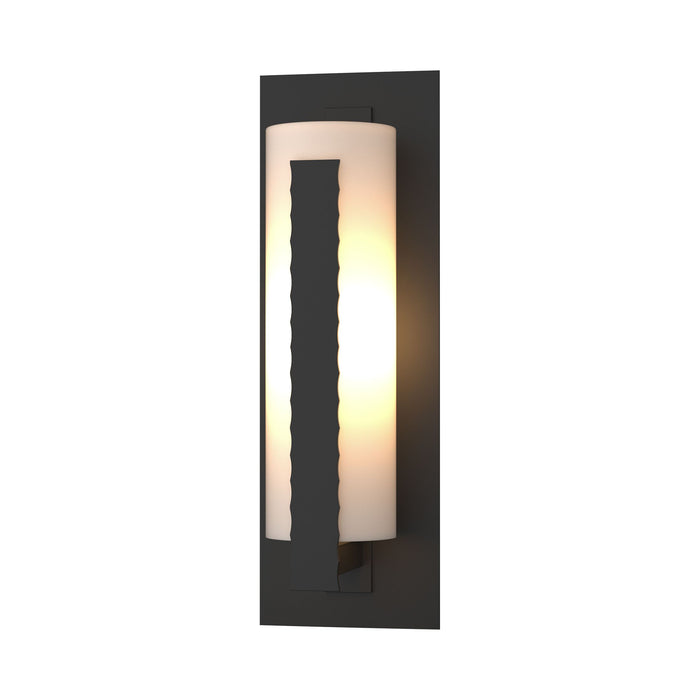 Forged Vertical Bars Outdoor Wall Light in Small/Incandescent/Coastal Black.