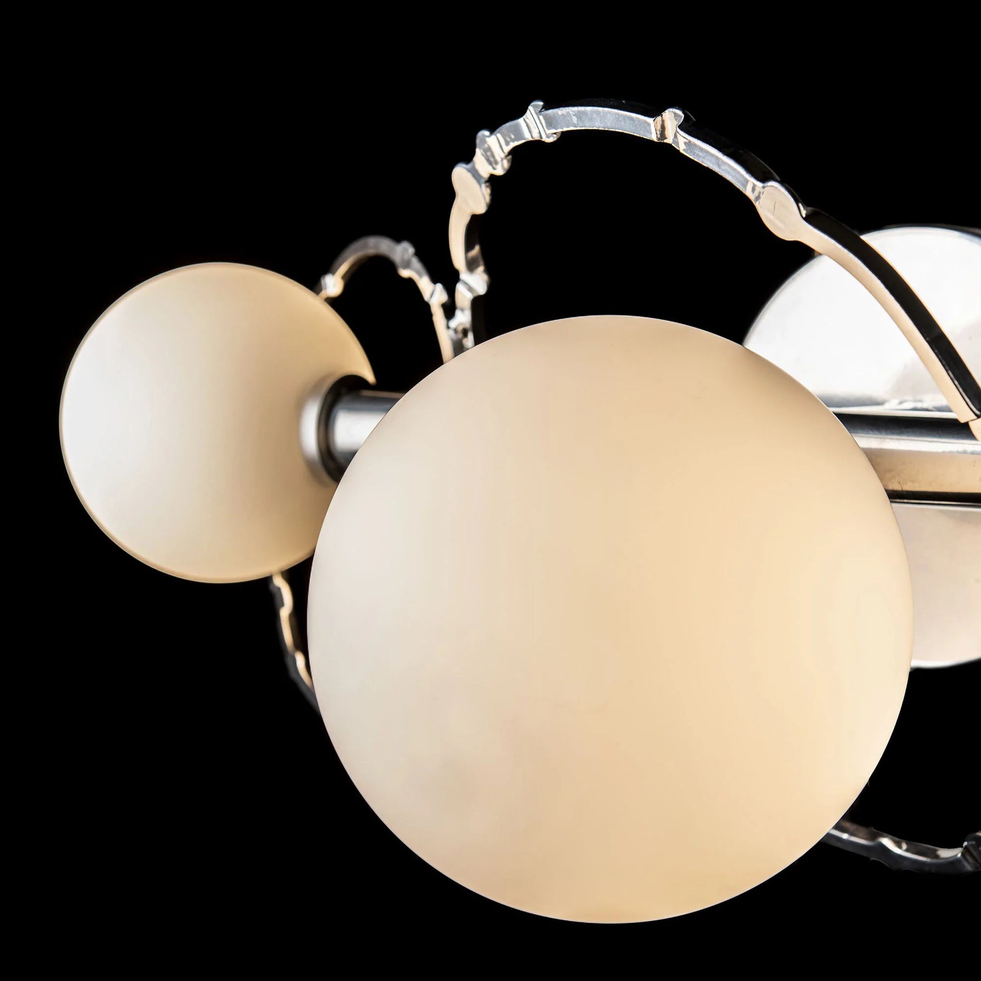 Olympus Vanity Bath Light in Detail.