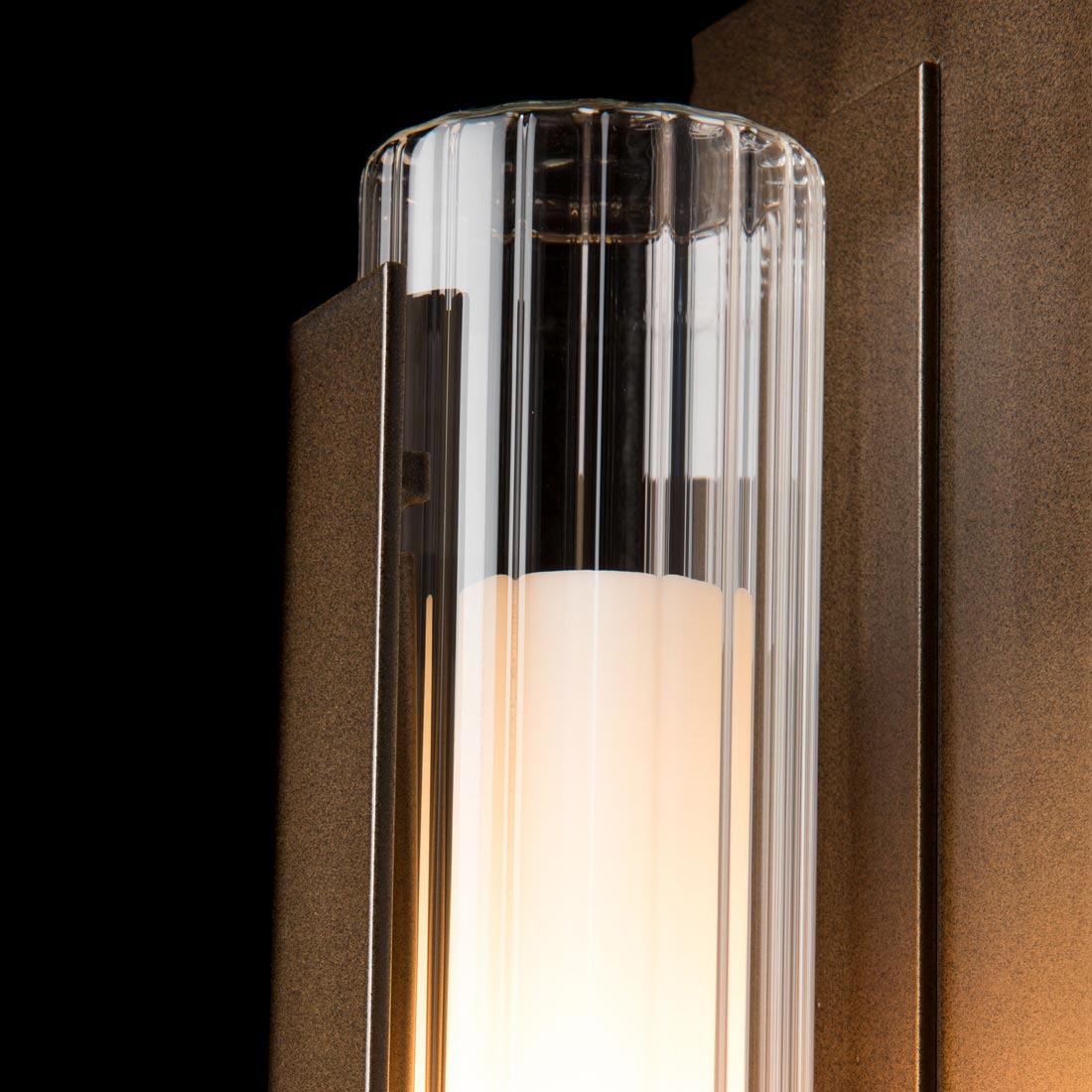 Vertical Bar Outdoor Wall Light in Detail.