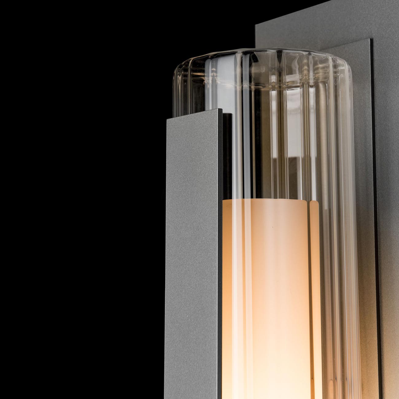 Vertical Bar Outdoor Wall Light in Detail.