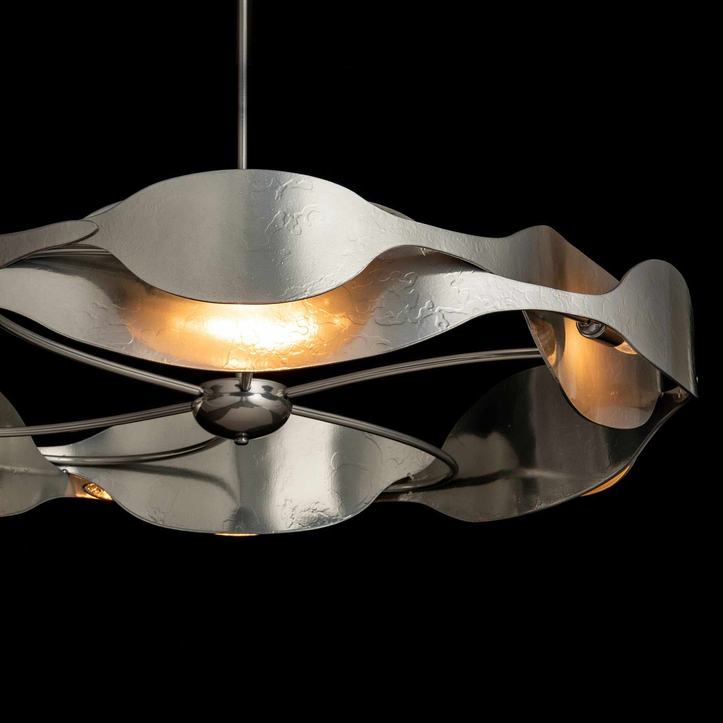 Waves Pendant Light in Detail.