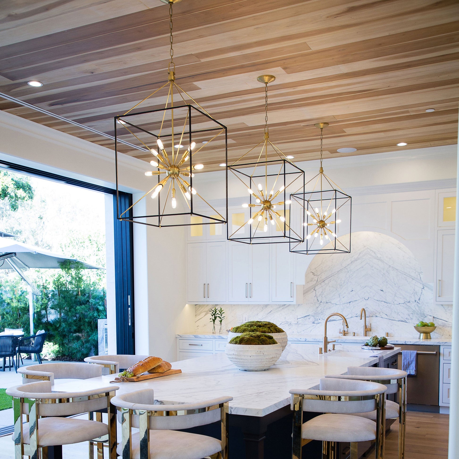 Glendale Pendant Light in dining room.