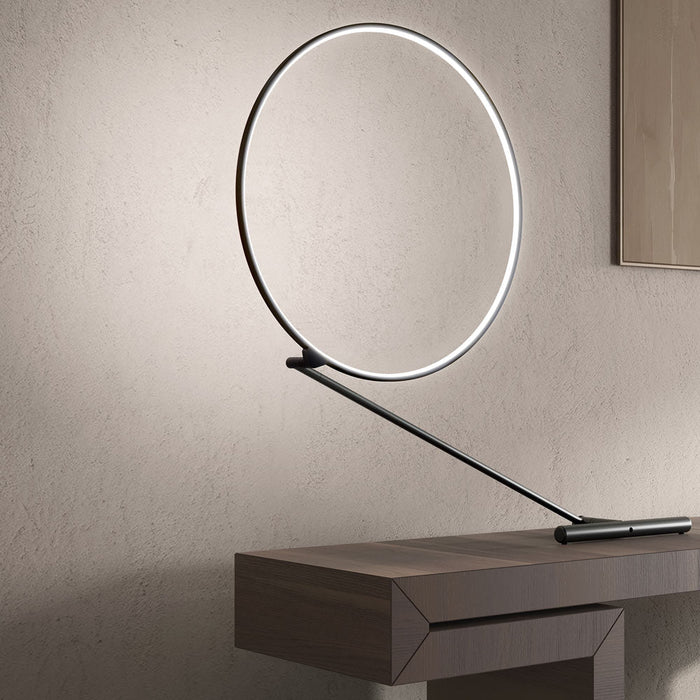 Poise LED Table Lamp in Detail.