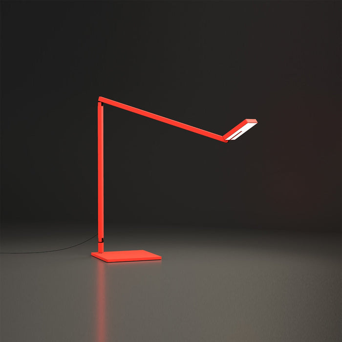 Focaccia LED Desk Lamp in Detail.