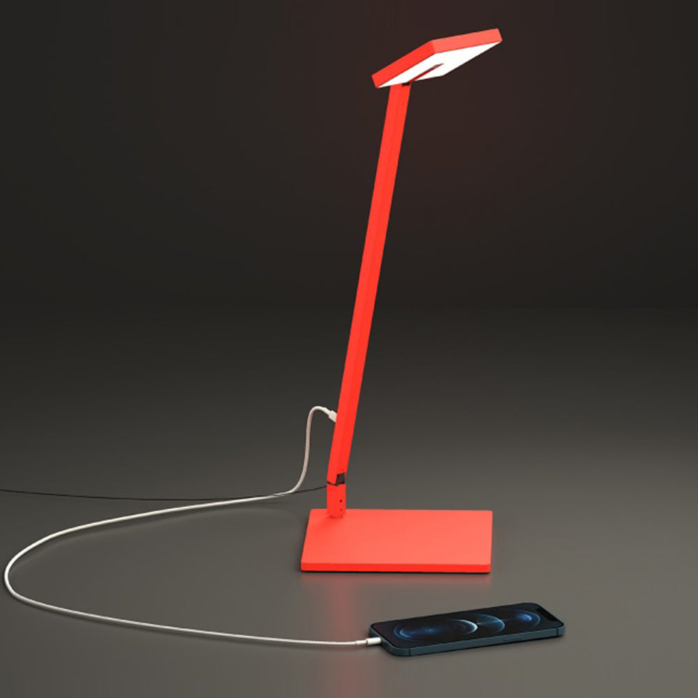 Focaccia Solo LED Desk Lamp in Detail.