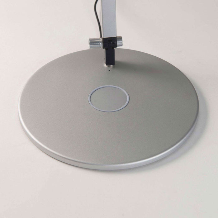 Wireless Charging Qi Base in 9-Inch/Silver.
