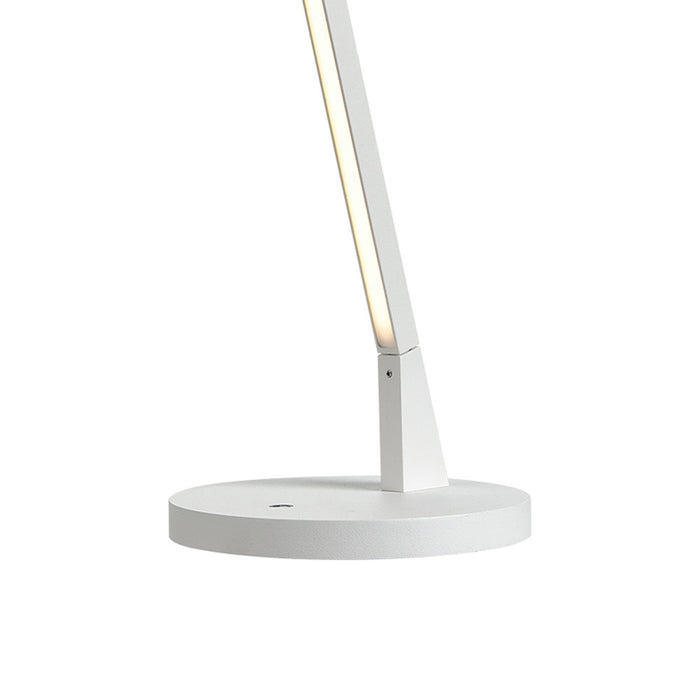 Miter LED Desk Lamp in Detail.