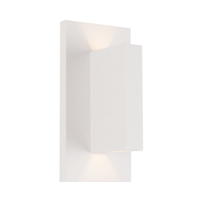 Vista Outdoor LED Wall Light in White.