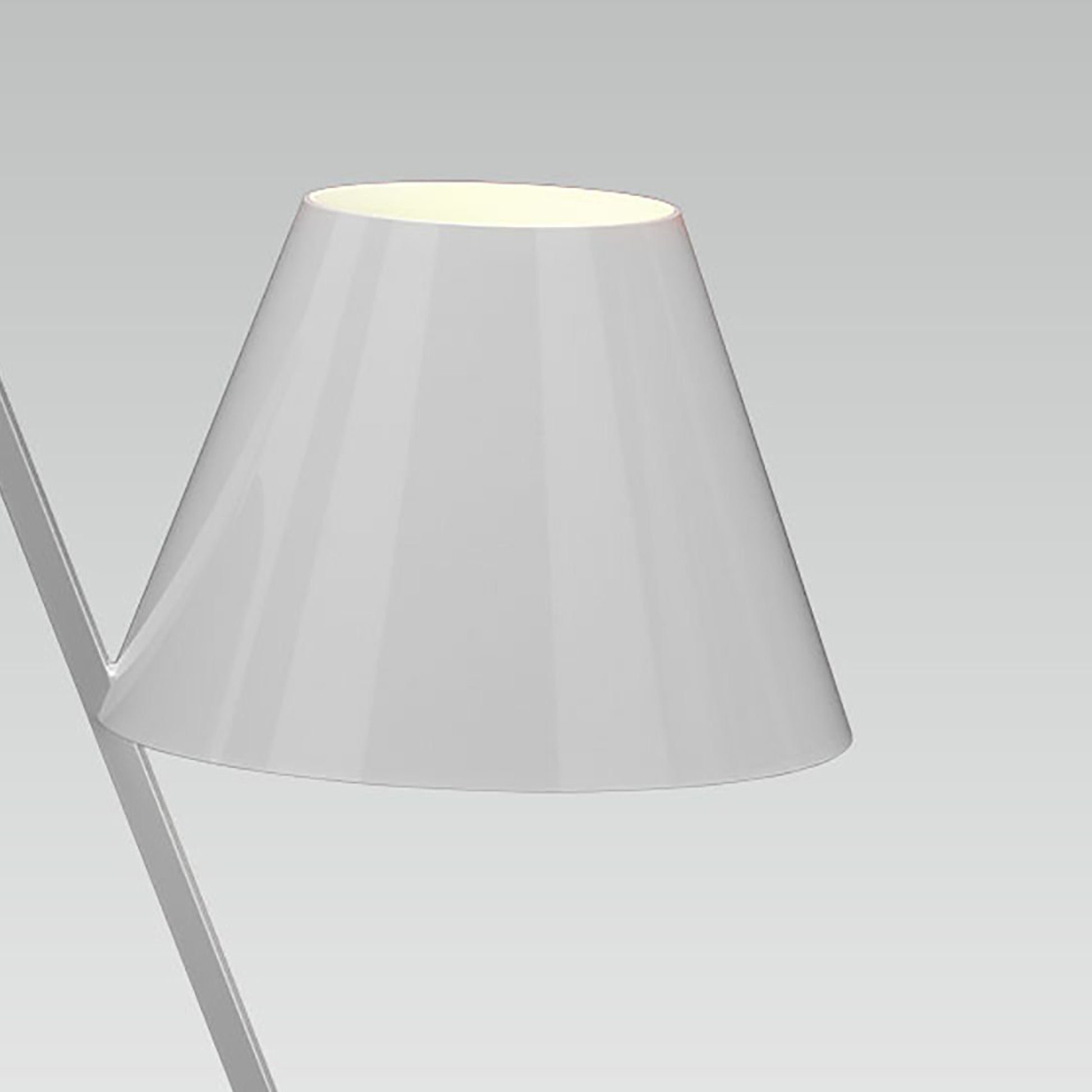 La Petite Table Lamp in Detail.