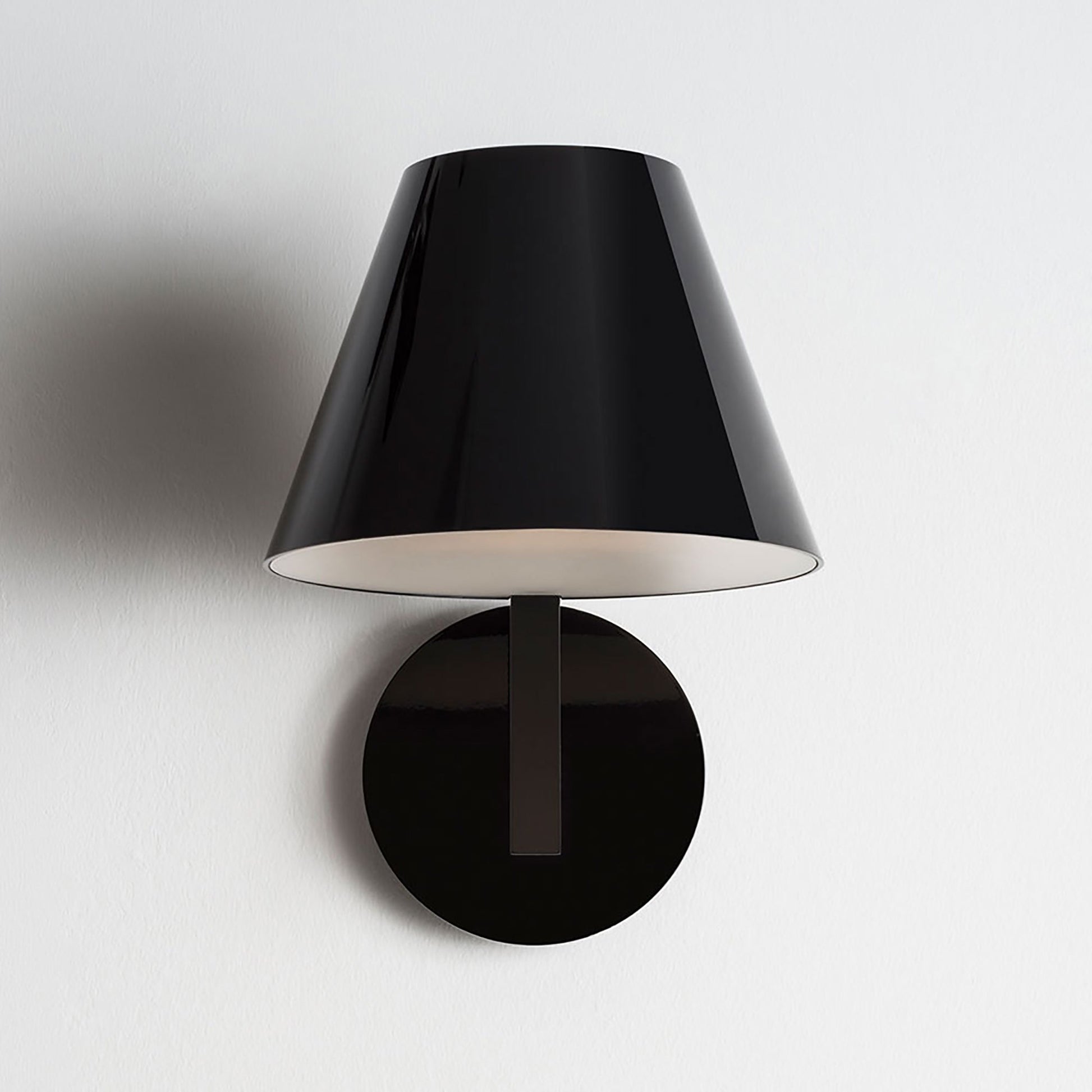 La Petite Wall Light in Black.