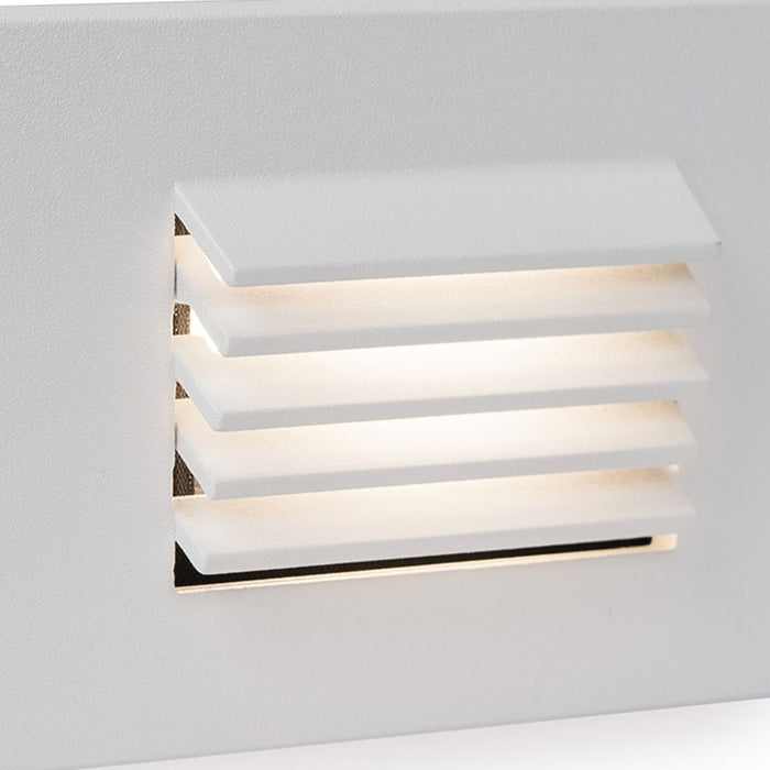 LEDme Horizontal Louvered LED Step and Wall Light in Detail.