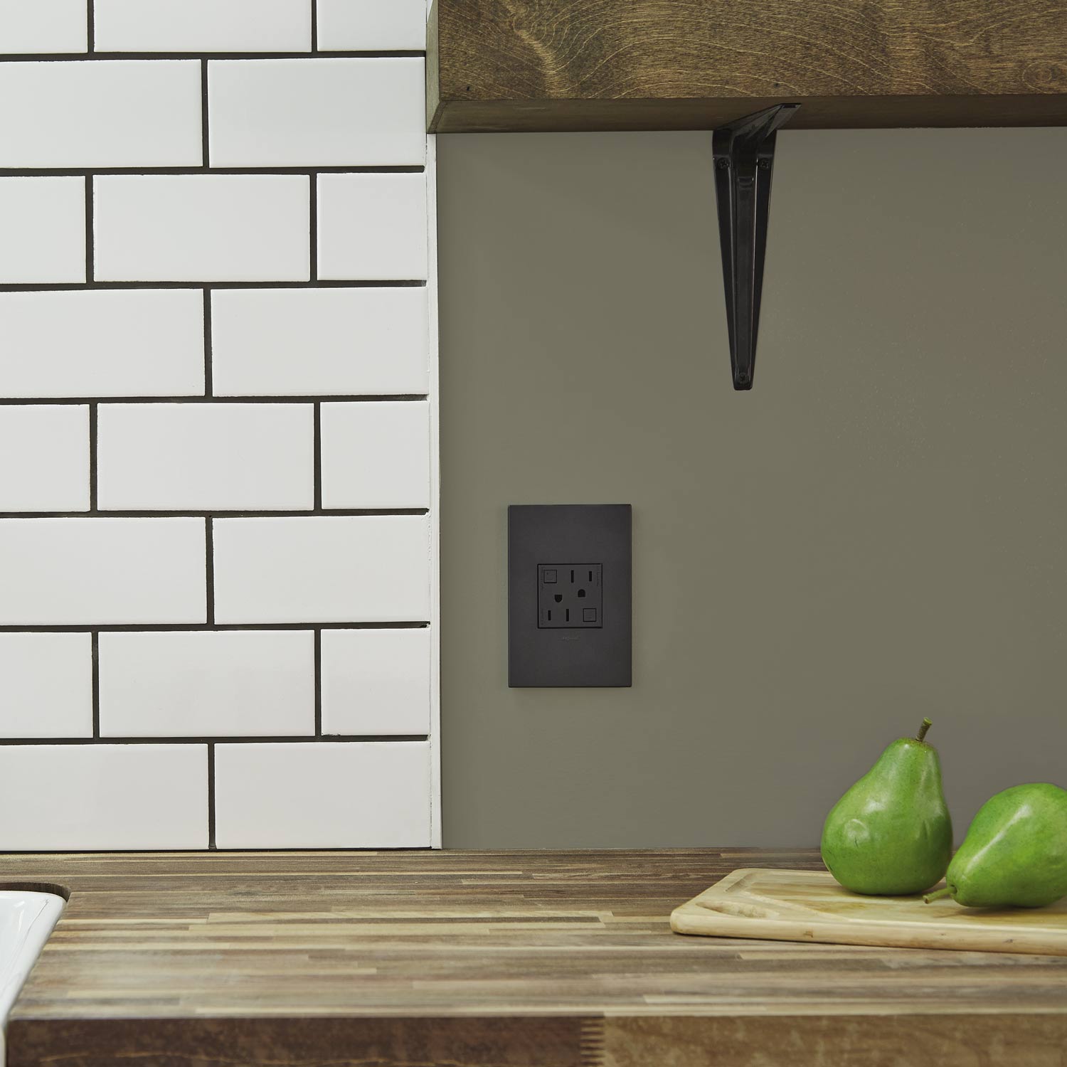 adorne® Tamper-Resistant GFCI in kitchen.