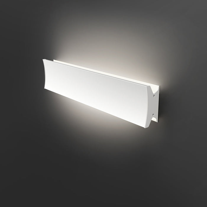 Lineacurve LED Dual Ceiling/Wall Light in White (Medium).