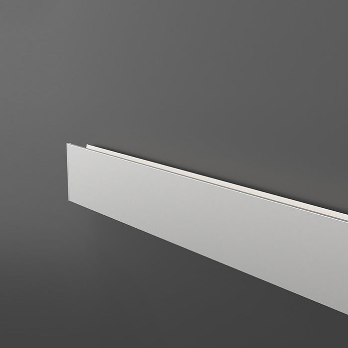 Lineaflat Dual LED Ceiling/Wall Light in Detail.