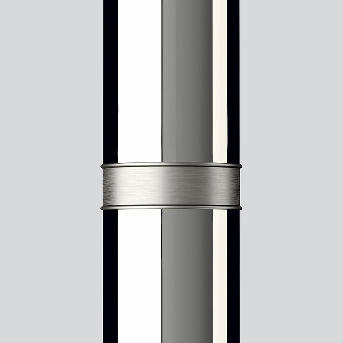 Croma Floor Lamp in Detail.