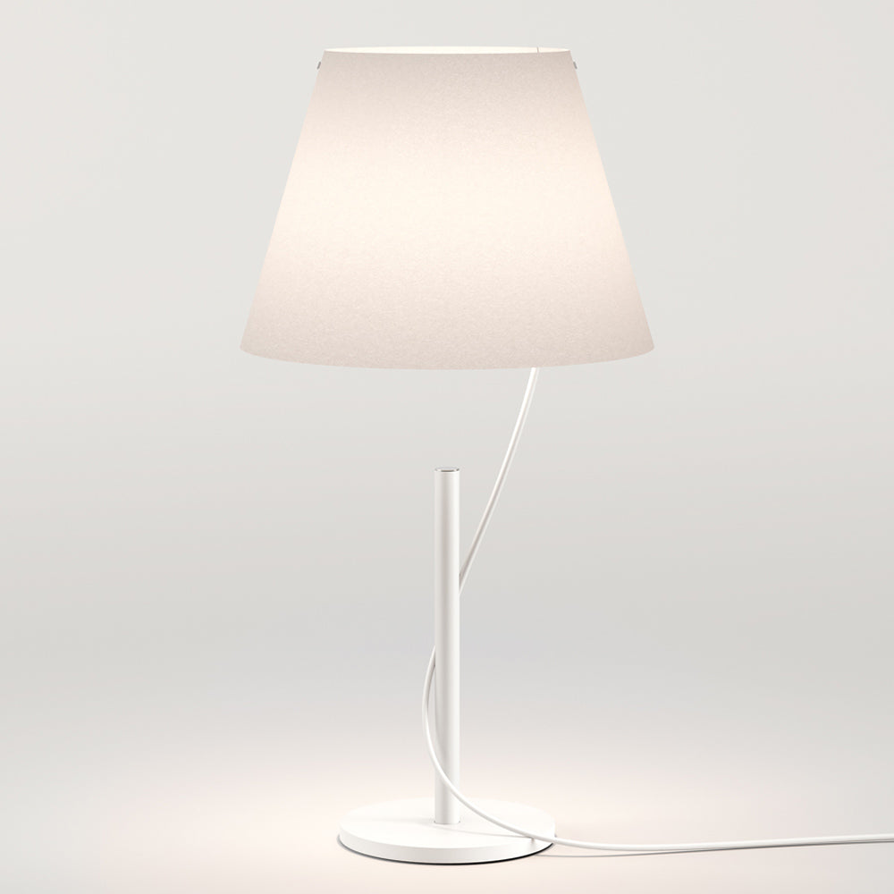 Hover Table Lamp in Detail.