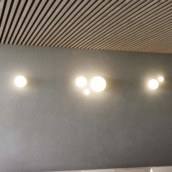 Volum Wall Light in Detail.