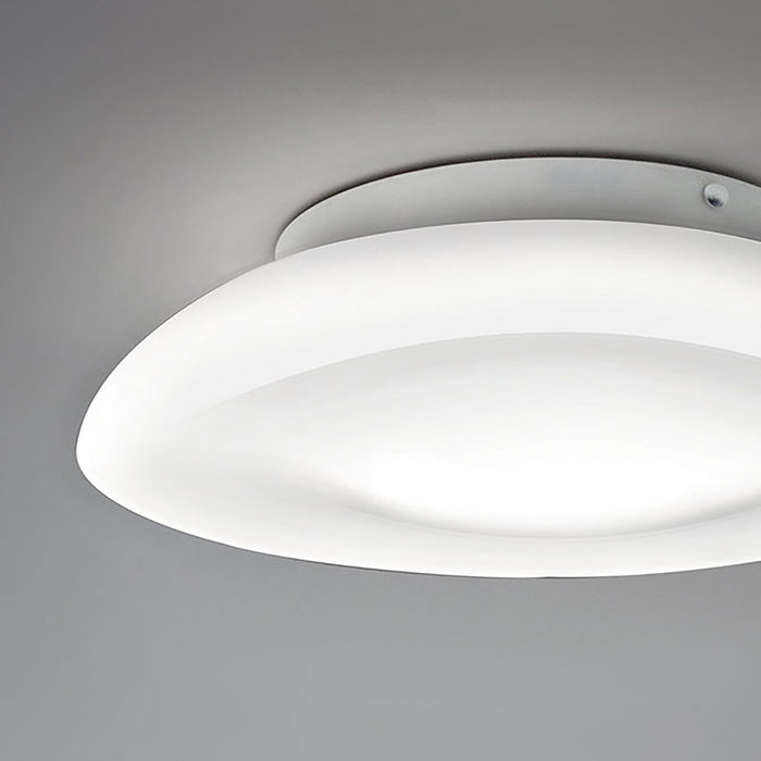 Lunex LED Ceiling/Wall Light in Detail.