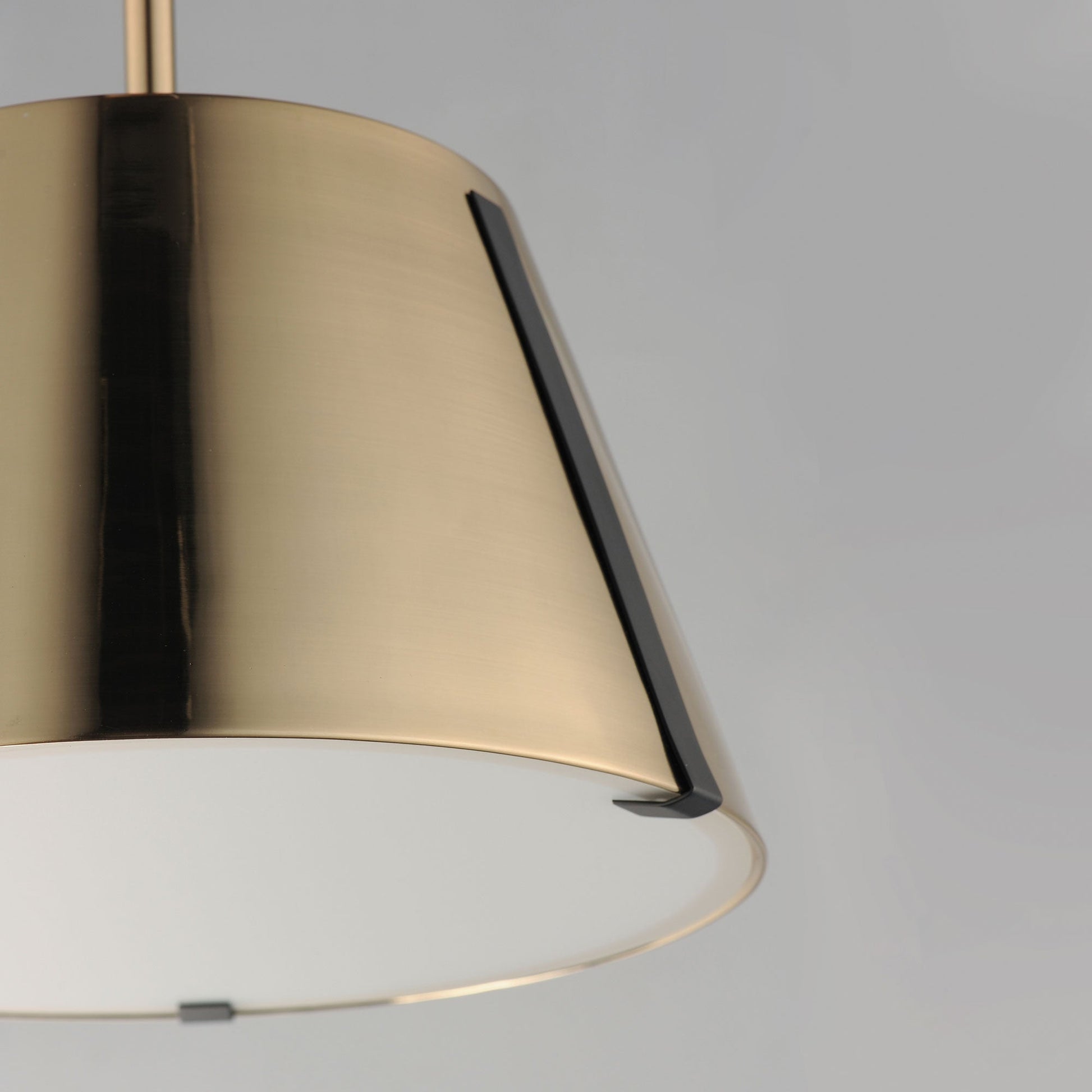 Carlo LED Pendant Light in Detail.