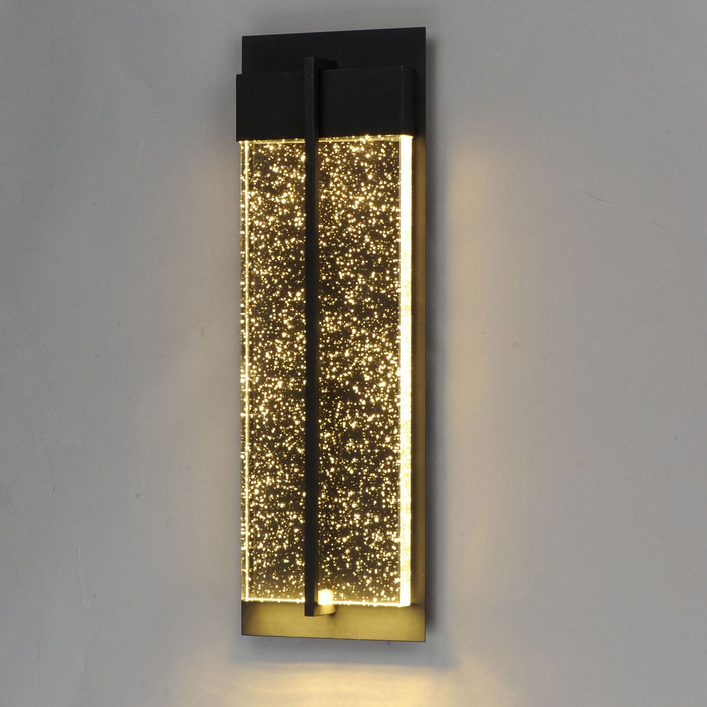 Cascade Outdoor LED Wall Light in Detail.