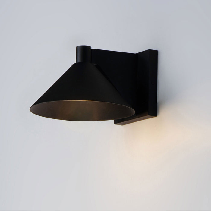 Conoid Outdoor LED Wall Light in Detail.