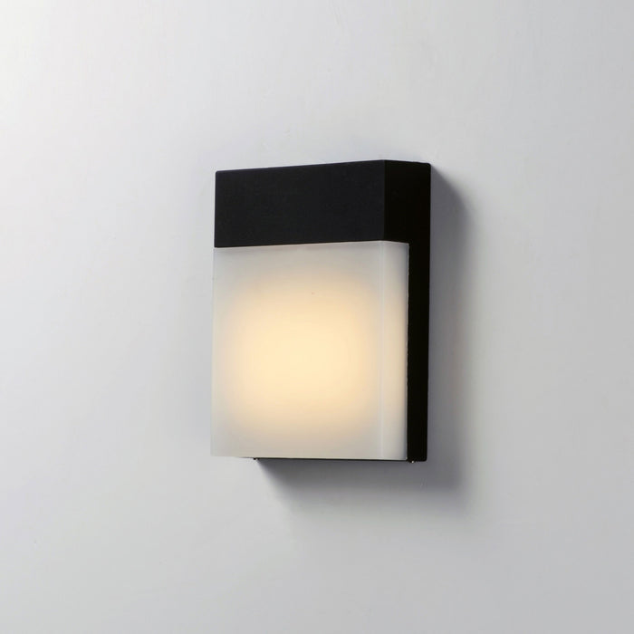 Eyebrow Outdoor LED Wall Light in Detail.