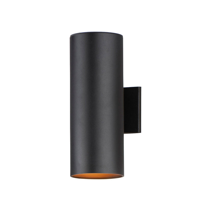 Outpost Outdoor Wall Light in Incandescent/6-Inch/Medium/Black.