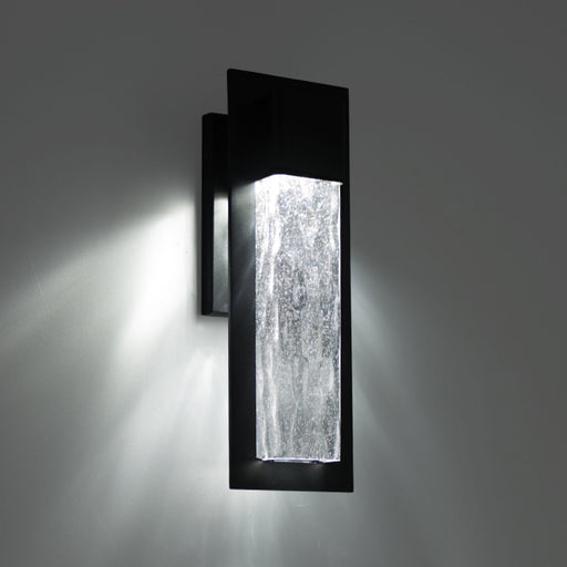 Mist Outdoor LED Wall Light in Detail.