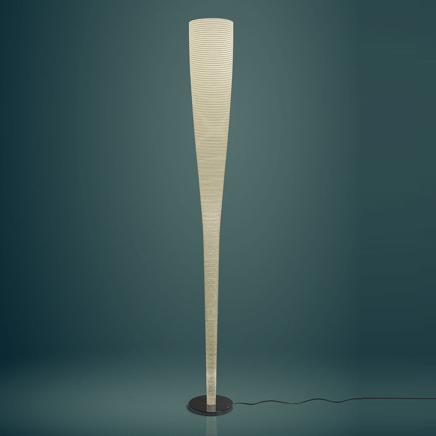 Mite Floor Lamp in Detail.