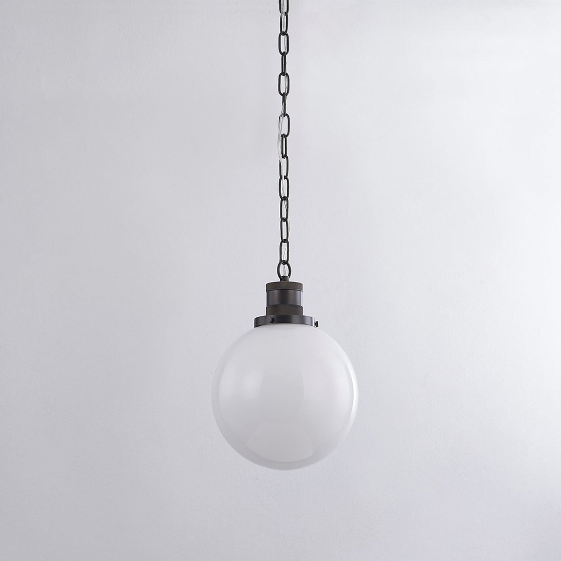 Beverly Pendant Light in Detail.