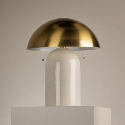 Gaia Table Lamp in Detail.