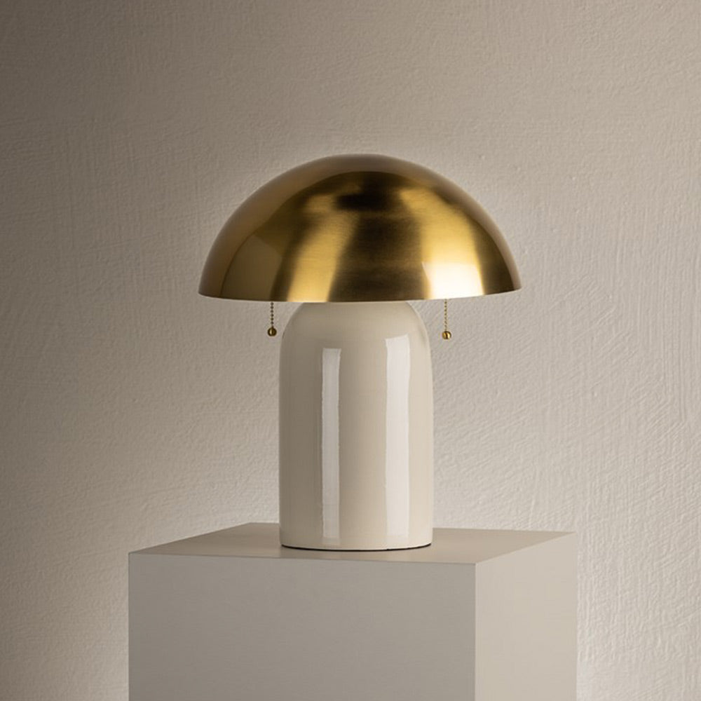 Gaia Table Lamp in Detail.