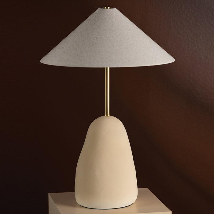 Maia Table Lamp in Detail.
