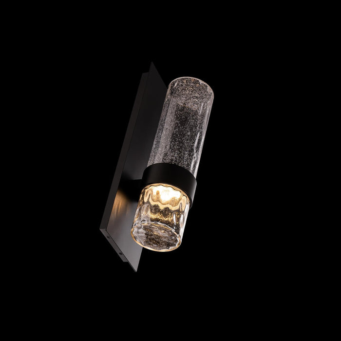Beacon Outdoor LED Wall Light in Detail.