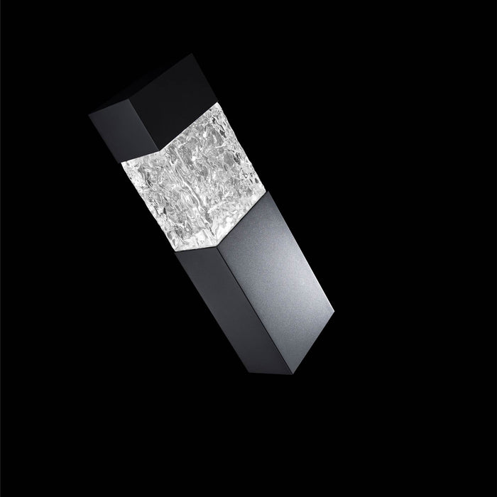 Monarch LED Outdoor Wall Light in Detail.