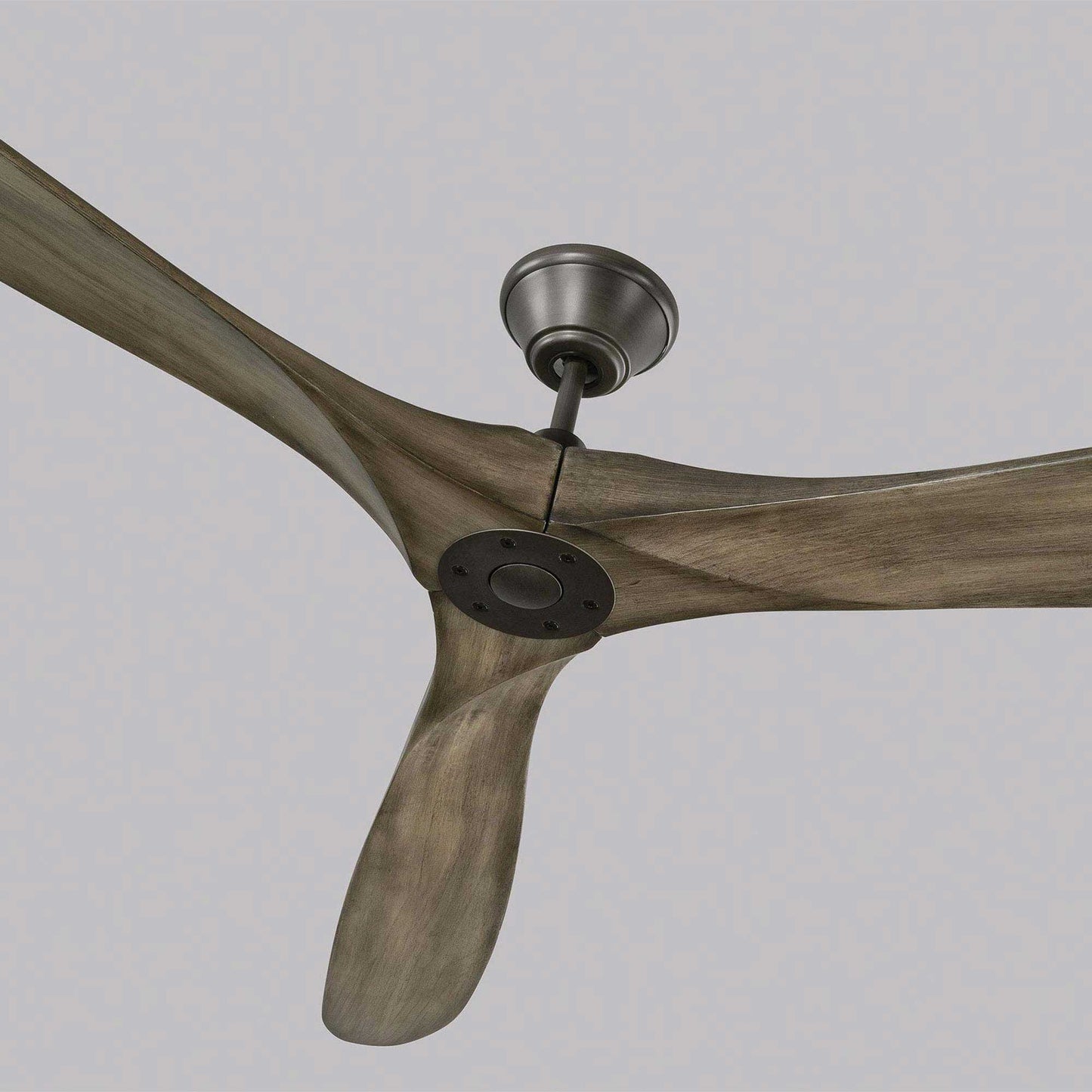 Maverick Super Max Ceiling Fan in Detail.