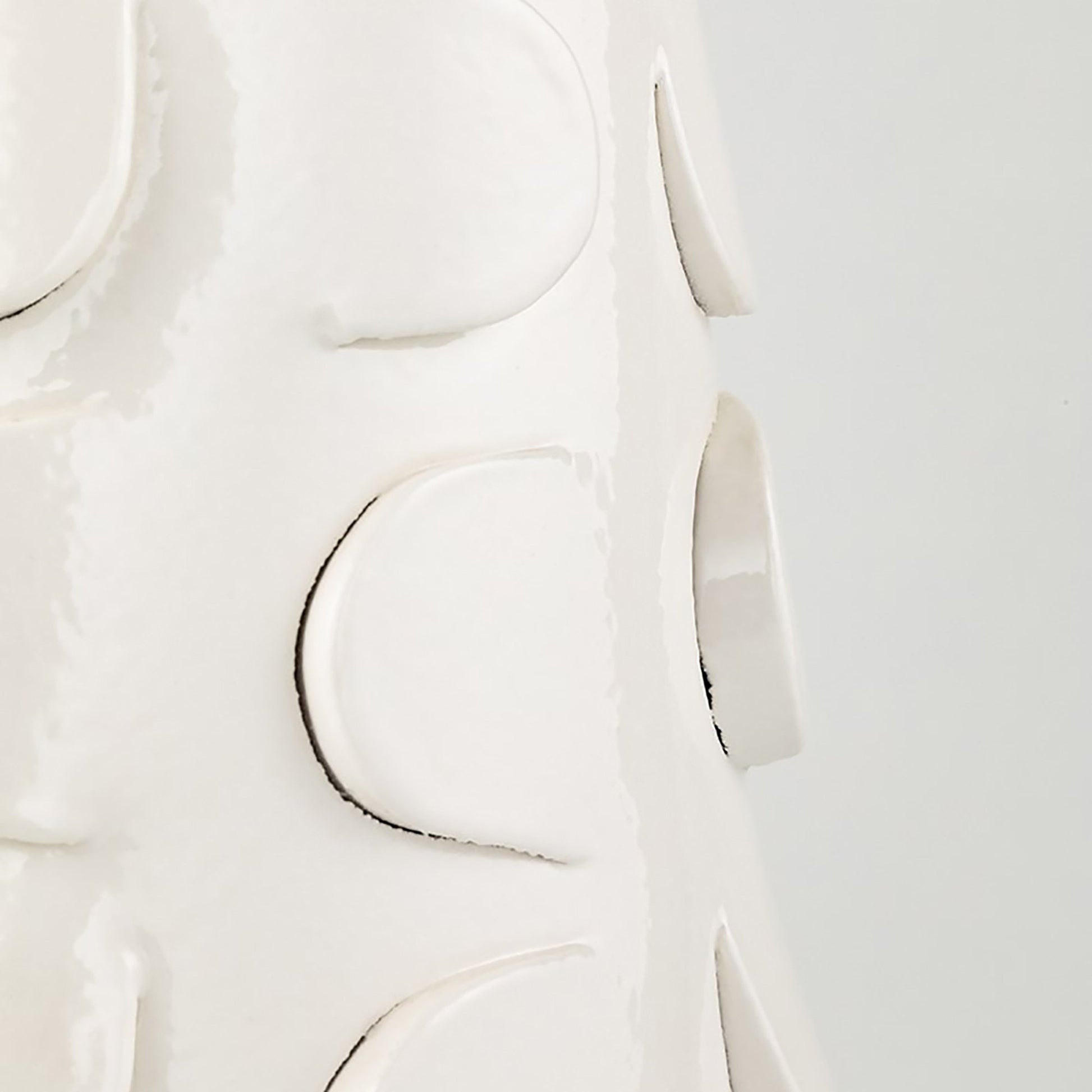 Naomi Table Lamp in Detail.