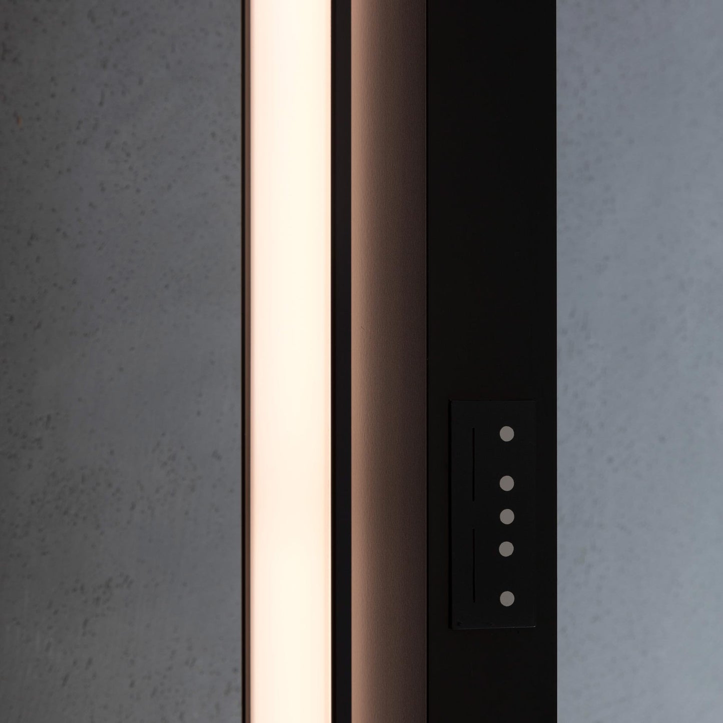 Ara LED Floor Lamp in Detail.