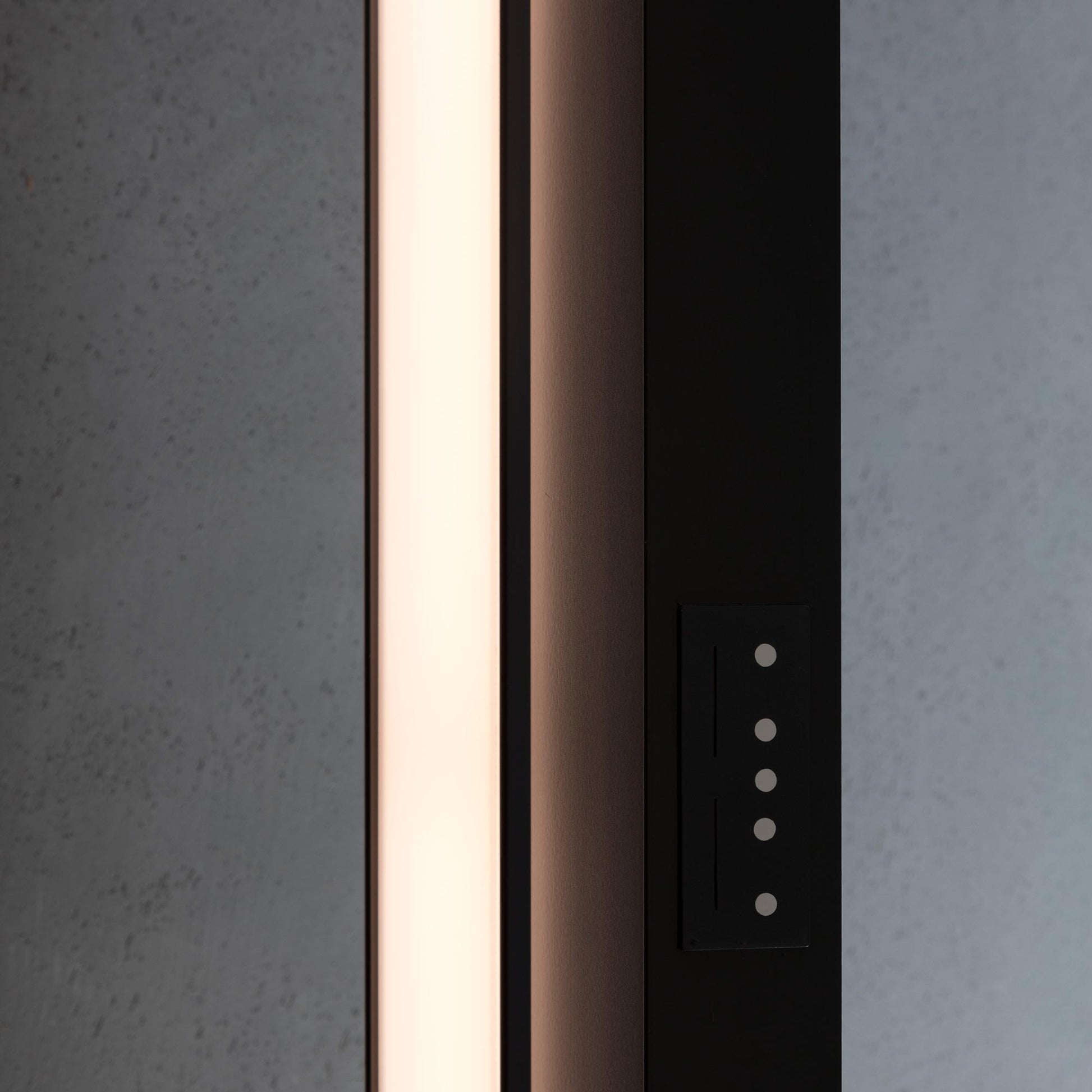 Ara LED Floor Lamp in Detail.