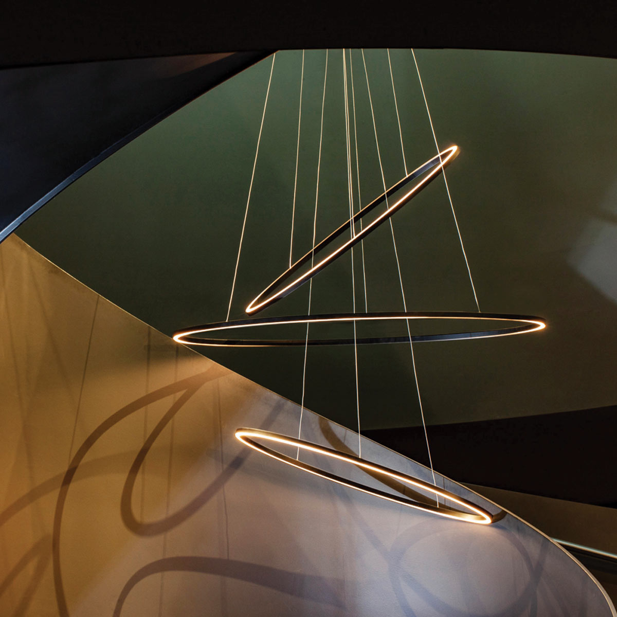 Ellisse LED Triple Pendant Light in Detail.