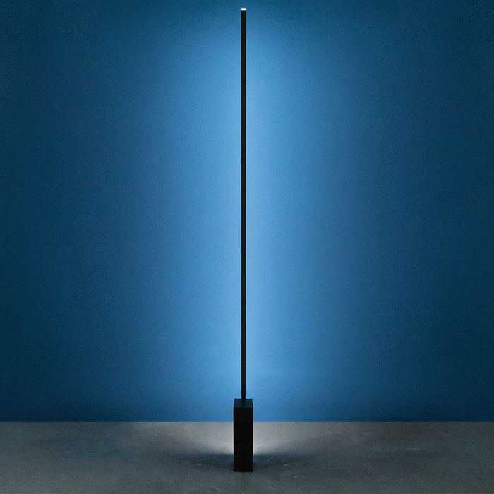 Linescapes LED Floor Lamp in Detail.