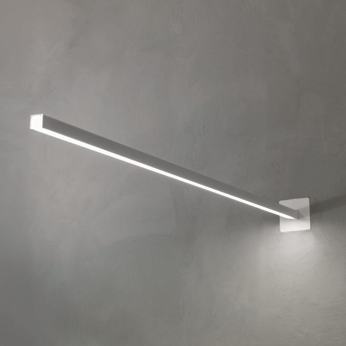 Linescapes LED Wall Light in Detail.
