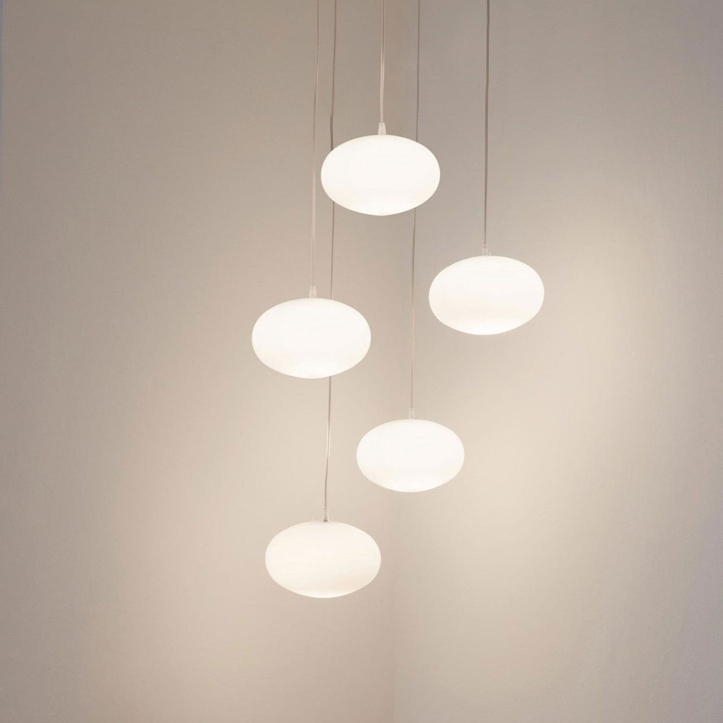 Maga Pendant Light in Detail.