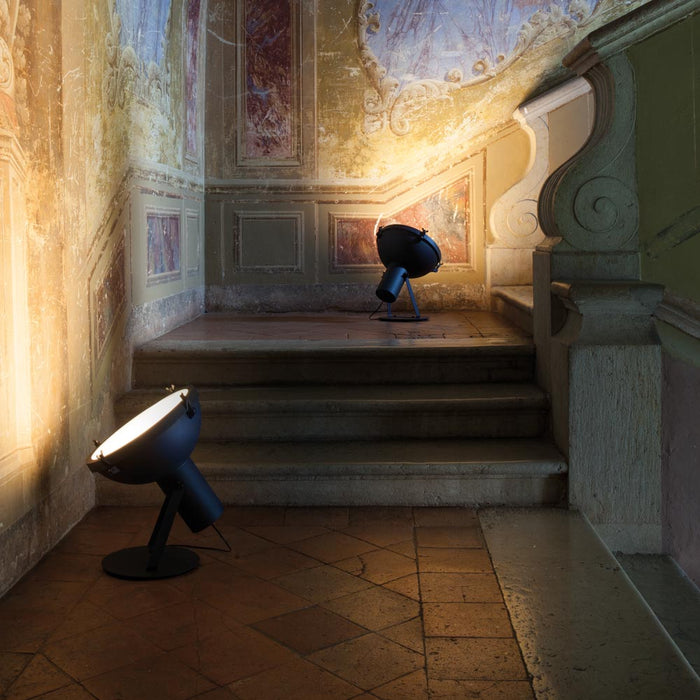 Projecteur Floor Lamp in stairs.