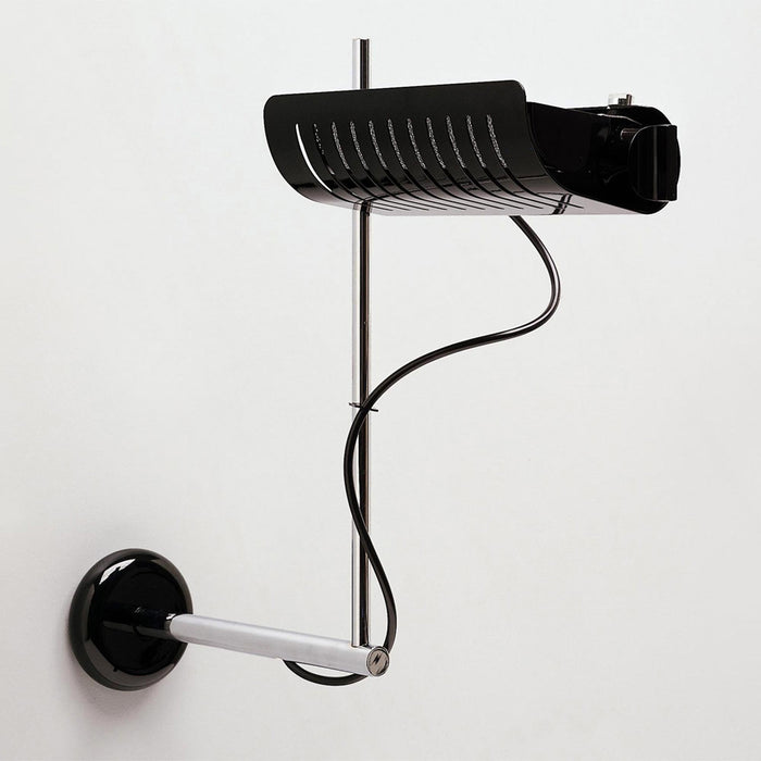 Colombo LED Wall Light in Lacquered Black.